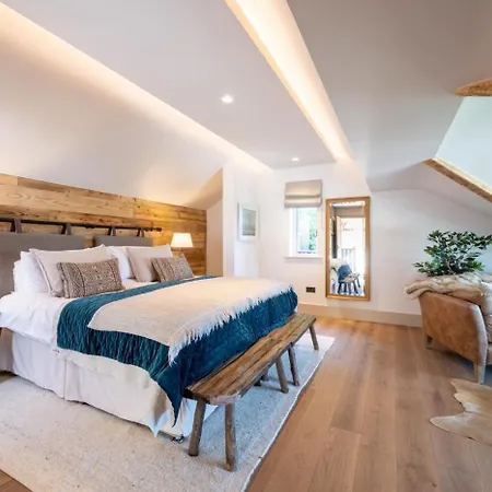 6 Bed In Oc-postkl * Bowness-on-Windermere